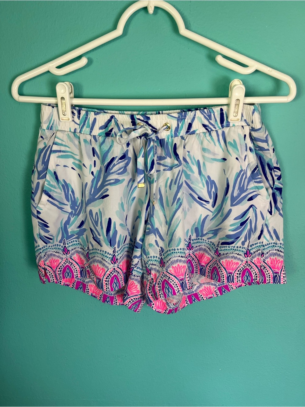 EUC Womenโs Lilly Pulitzer Katia Shorts Size XS